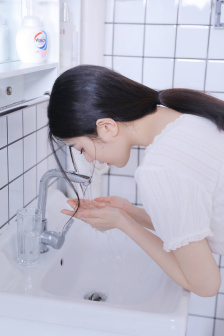 龙卷风暴